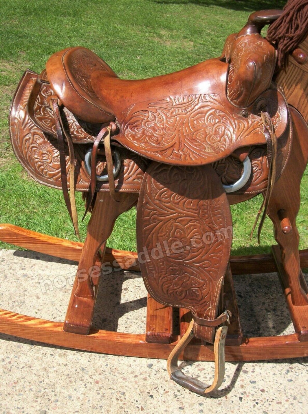 VINTAGE SLICK SEAT SADDLE